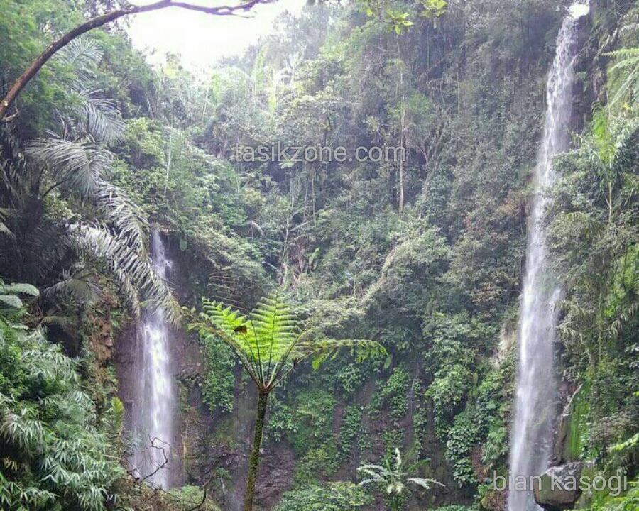 Wisata Batu Hanoman Tempat Wisata Indonesia