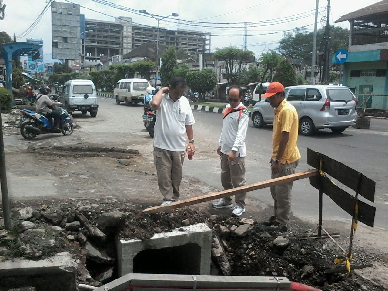 kegiatan-monitoring-perbaikan-drainase-kota-tasik