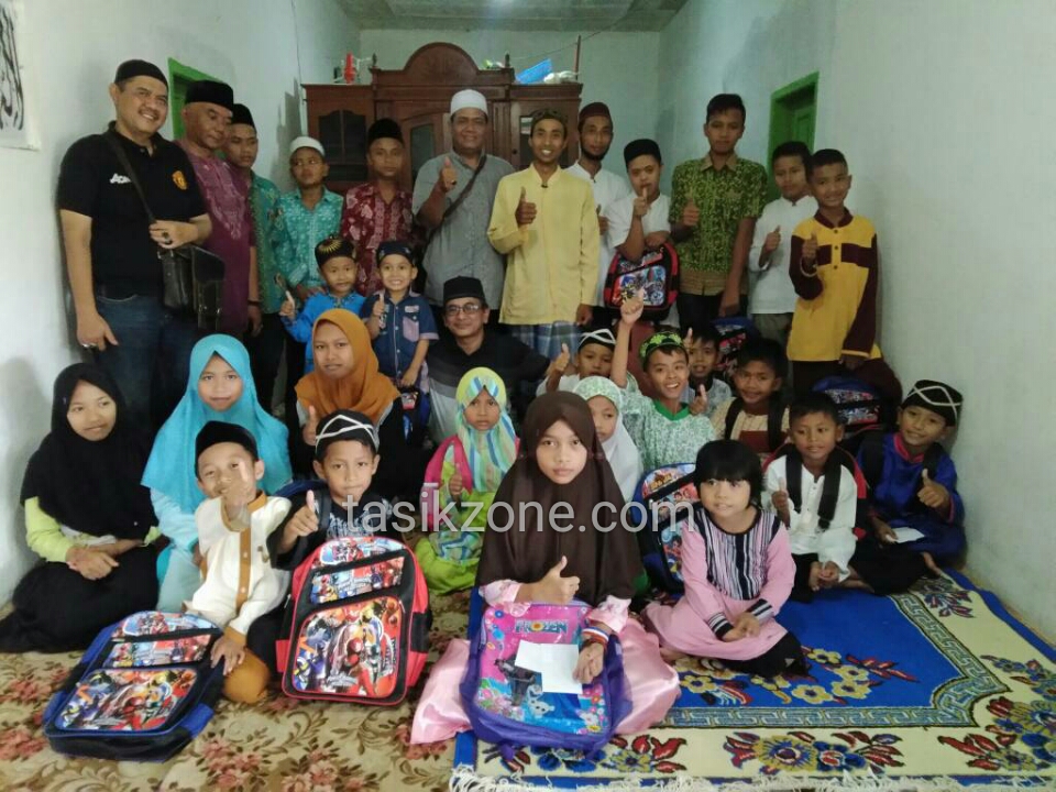 Diakhir Ramadhan, SBU Santuni Peralatan Sekolah Kepada Anak Yatim