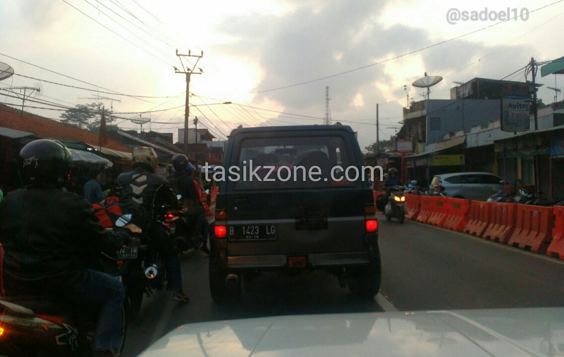 H-2 Jalur Selatan Sudah Mulai Di padati Pemudik