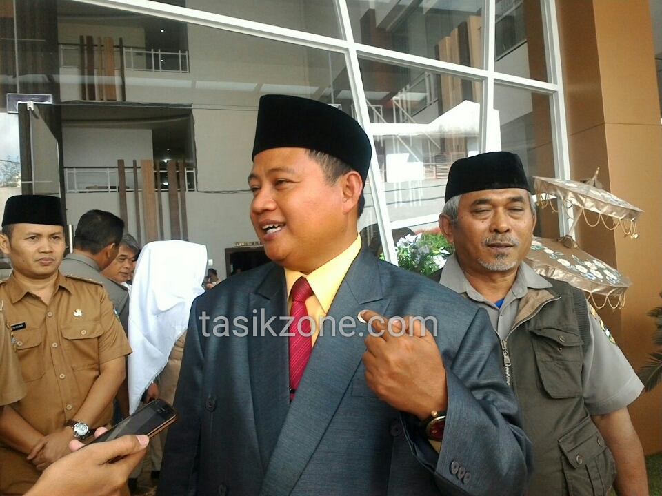 Bupati Tasik Bersyukur Kini Sejajar Dengan Dede Yusuf