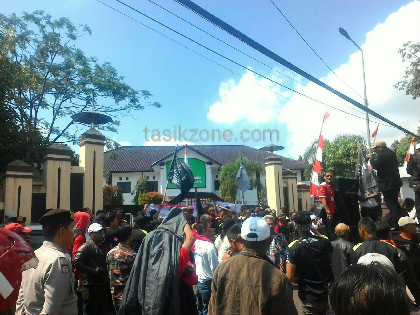 LSM Di Tasik Akan Adakan Gerakan Sejuta Koin Untuk Datangkan KPK