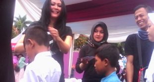 Bintang Dangdut Ibu Kota Adakan Nikah Massal Dan Santunan Anak Yatim