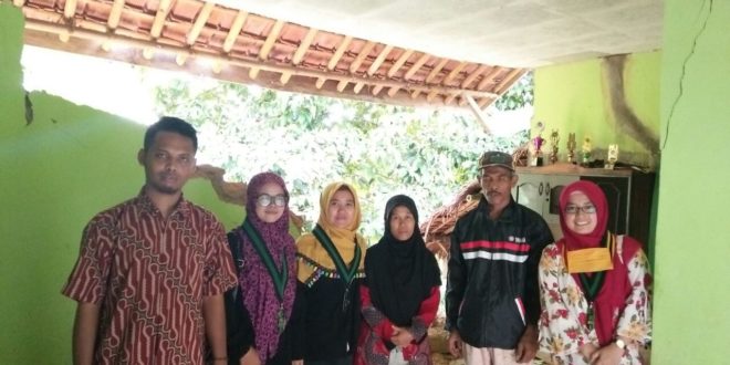 Ketum HMI Tasik, Kunjungi Rumah Kadernya Yang Ambruk Akibat Gempa 6,9 SR