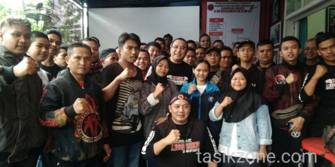 Walikota Tasik Lepas Keberangkatan Pengukuhan Anggota Baru Laga Inau INDOBOXING