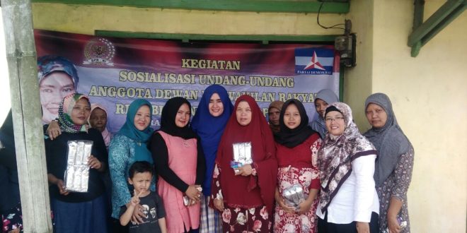 Komisi IX DPR RI Siti Mufattahah Kunjungi Jompo di Kab Tasik