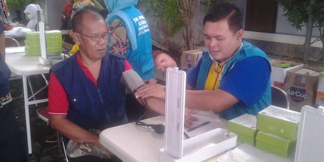 Dinkes Kota Tasikmalaya Gandeng AMCF Gelar Baksos Operasi Katarak