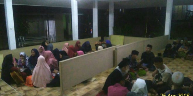 Selain Ilmu Agama Di Pesantren Ini Juga Dituntut Bisa Seni