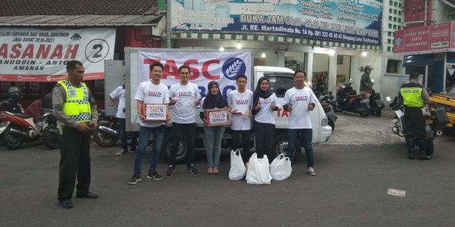 Tasco Mini Market Lokal Tasik Berbagi Takjil