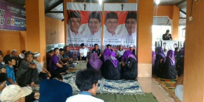 Warga Kampung Selacai Gelar Silaturahmi dan Do'a Bersama Untuk Kemenangan Herdiat-Yana