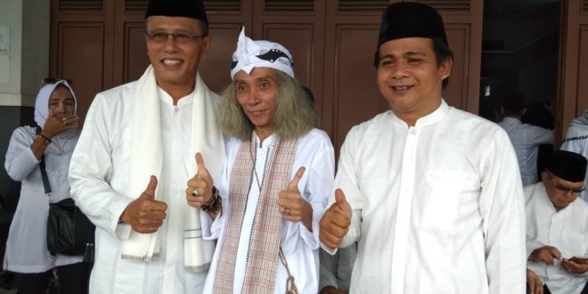 Dinilai Peduli Terhadap Perkembangan Seni Tatar Galuh, Seniman ini Dukung Herdiat-Yana