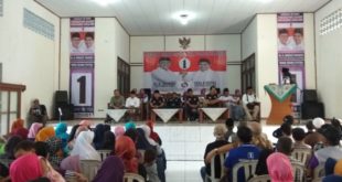 Ratusan Relawan Pemenangan Herdiat-Yana Berjubel Ikuti Pengukuhan