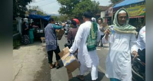 Di Tausiah Ustadz Abdul Somad Ada Jemaah Donasi Makanan Dan Minuman Gratis