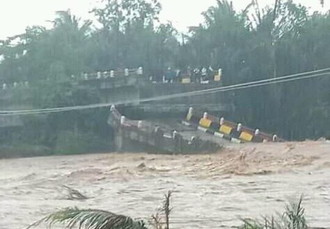 Hj Sarimaya Turut Berduka Atas Musibah Banjir Di Cipatujah
