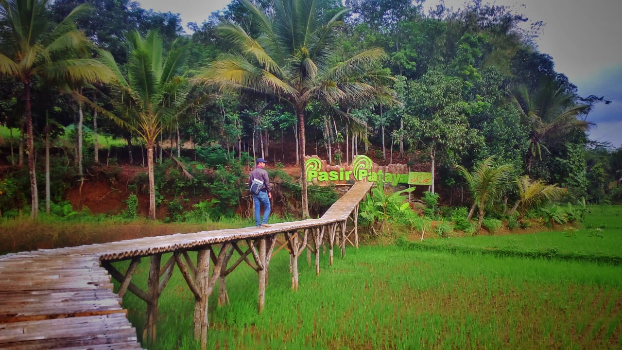 Pasir Pataya Wisata Alam Terbaru Di Kota Tasikmalaya Tasik Zone Pasir Pataya Wisata Alam Terbaru Di Kota Tasikmalaya Tasik Zone