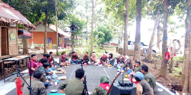 UKM Mapala Parahita UNPER Lakukan Pengabdian Di Desa Sukapura