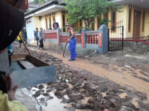 kondisi setelah hujan mengguyur di Kampung Kudang Desa Margalaksana Kecamatan Sukaraja