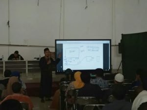 Bimbingan Teknis Penggunaan Smartboard