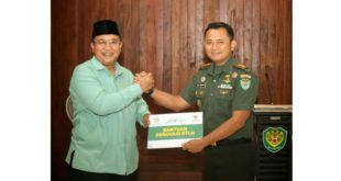 Walikota Tasikmalaya, Berikan Simbolis Bantuan RTLH Bagi Para Veteran