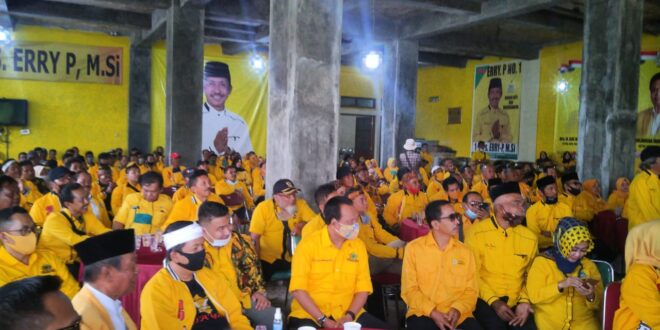 Isak Tangis Pengurus Partai Golkar Iringi Penundaan Musda Di Kabupaten Tasikmalaya