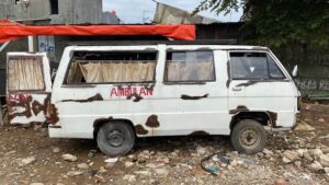 Ambulans Angker yang dibeli Demian Ket Foto instagram @_demianaditya_
