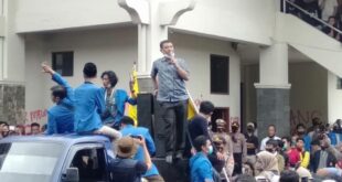 Wakil Ketua DPRD Kota Tasik Terima Aksi Mahasiswa Tolak UU Cipta Kerja