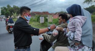 Jalankan Program Kerja Rutin, Aliansi Pewarta Giat Tasikmalaya Adakan Berbagi Takjil Ramadhan