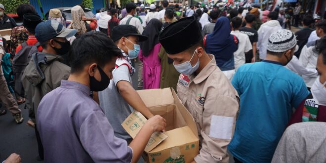 Warga Tasikmalaya Gelar Longmarch dan Galang Dana Untuk Palestina