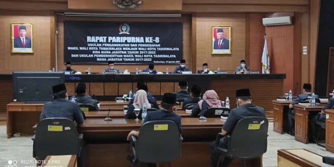 Rapat Paripurna Usulan Pemberhentian Walikota dan Wakil Walikota Tasikmalaya