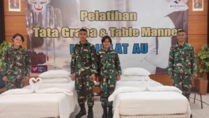 Pelatihan Table Manner dan Tata Graha di Hotel Harmoni Tasikmalaya, selasa (14/9/2021) 
