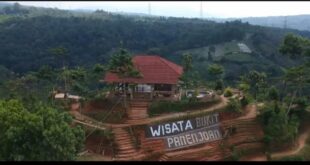 Wisata Bukit Panenjoan Desa Tenjowaringin Kecamatan Salawu