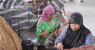 Kota Tasikmalaya Miliki Batik Yang Khas dari Goresan Motifnya
