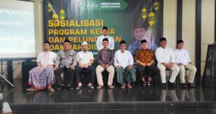 Agus Wahyudin bersama Rois Syuriah PCNU dan Jajaran Pengurus LDNU Kota Tasikmalaya usai acara sosialisasi program kerja dan peluncuran dakwah Digital, minggu (23/06/2024)