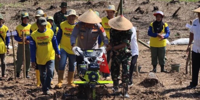 Polres Tasikmalaya Tanam Jagung Serentak Dukung Program Swasembada Pangan 2025