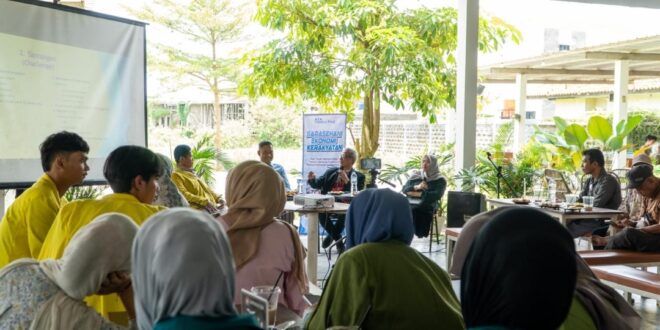 Sarasehan Ekonomi Soroti Peluang Gentengisasi bagi Industri Rakyat