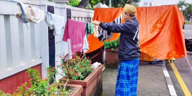 Tak Ingin ‘Offside’, Diky Chandra Tunggu Instruksi Wali Kota Temui Massa Tenda Perjuangan