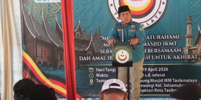 Syahrial Koto, Ketua IKM Tasikmalaya saat menyampaikan sambutan, minggu (19/04/2026)